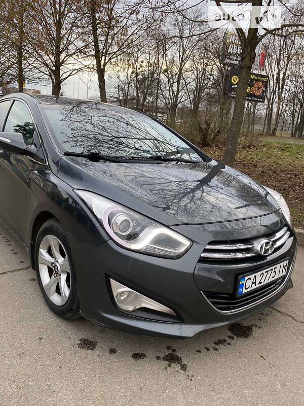 2012 hyundai i40