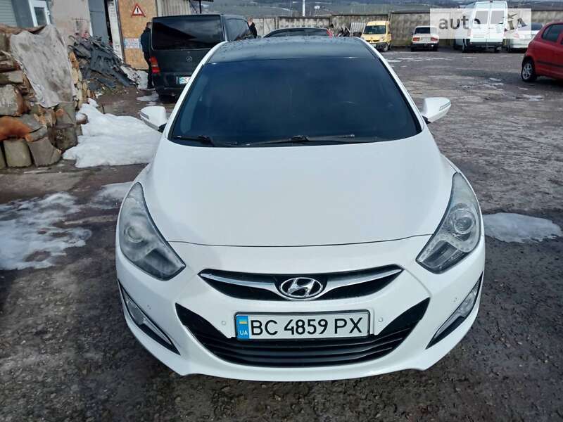 2012 hyundai i40
