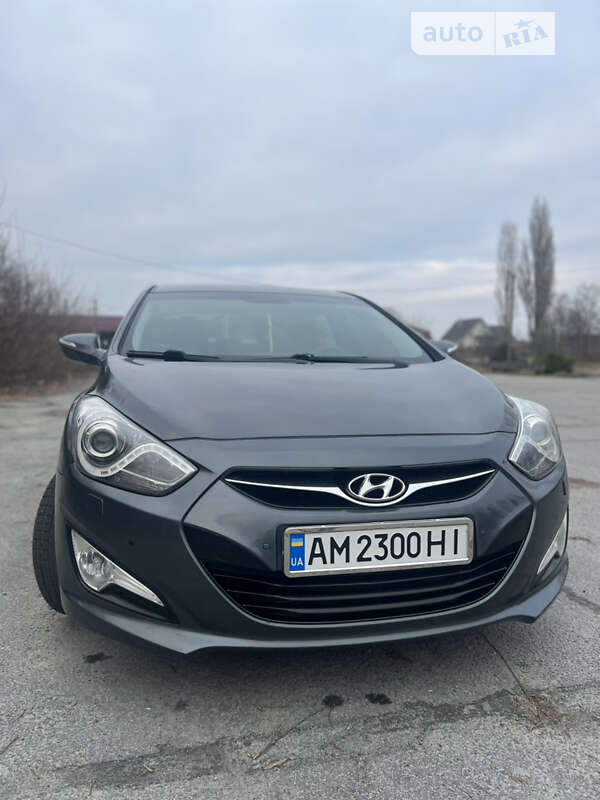 2012 hyundai i40