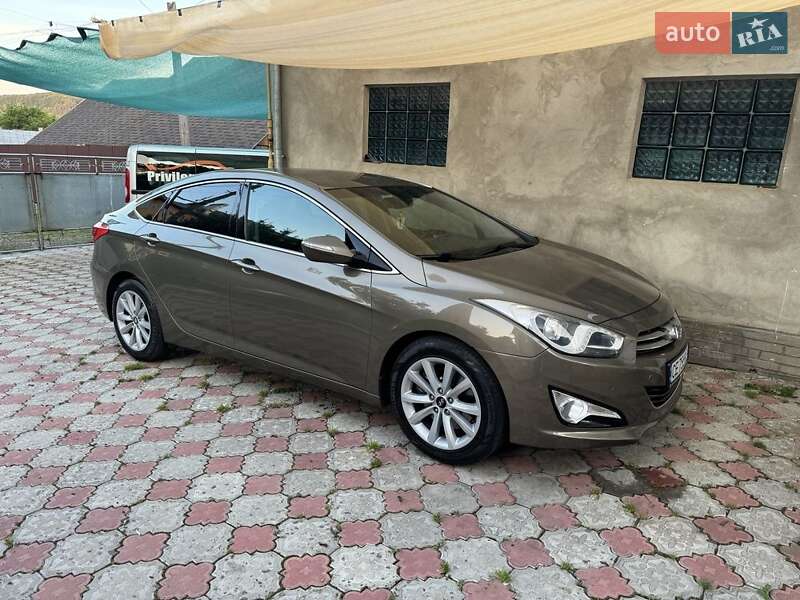 2011 hyundai i40