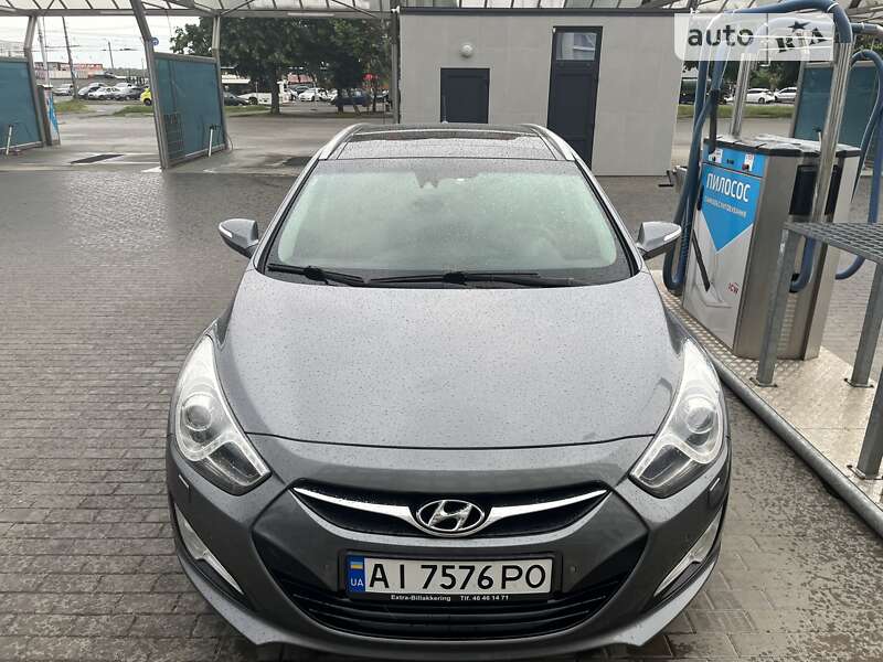 2011 hyundai i40