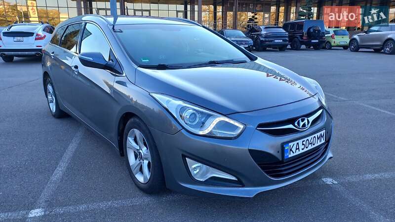 2011 hyundai i40