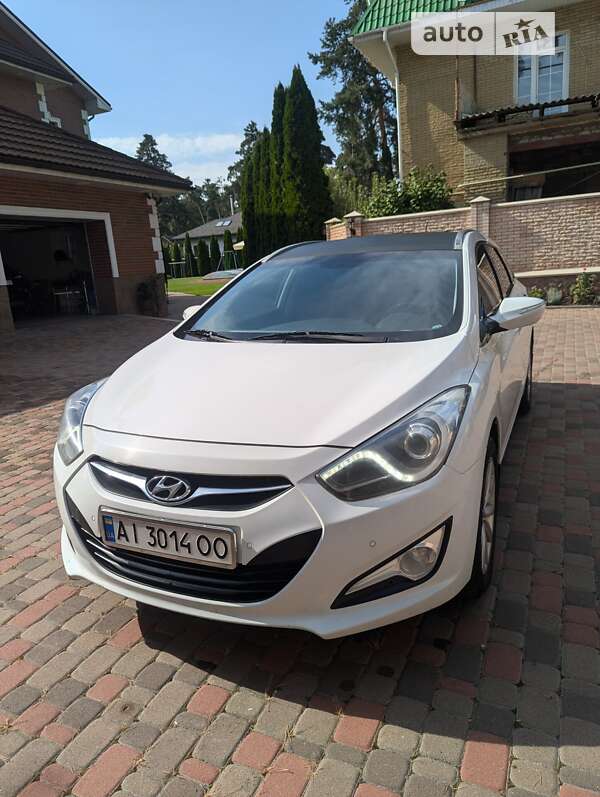 2012 hyundai i40