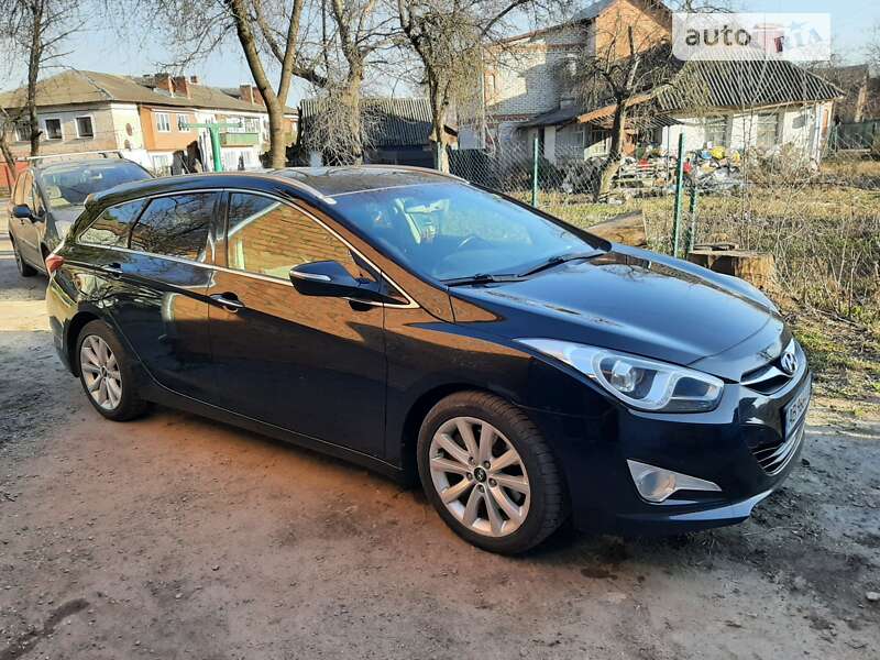 2013 hyundai i40