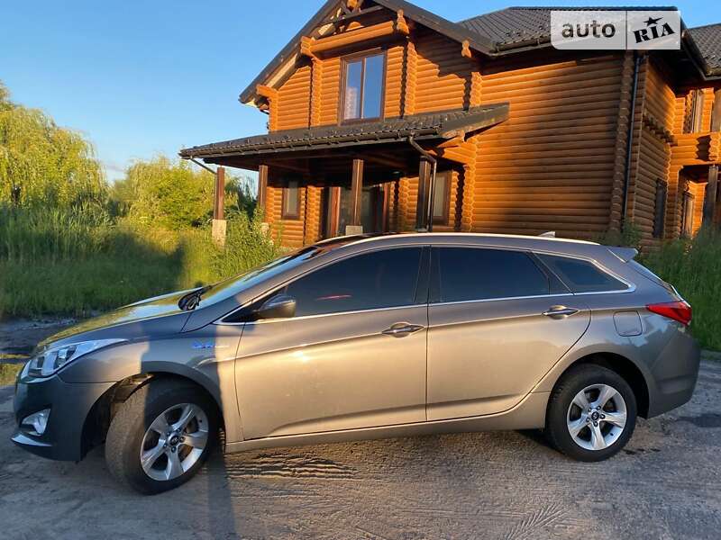 2014 hyundai i40