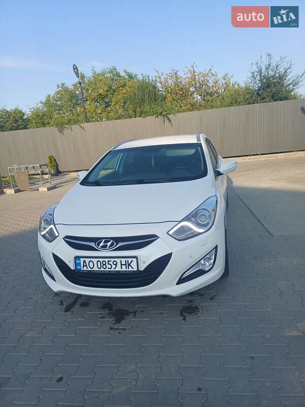 2014 hyundai i40