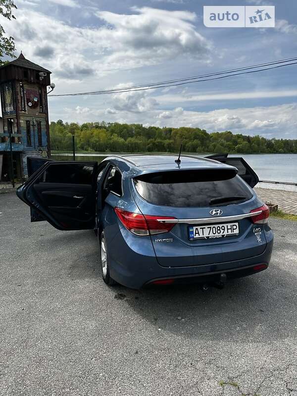 2011 hyundai i40