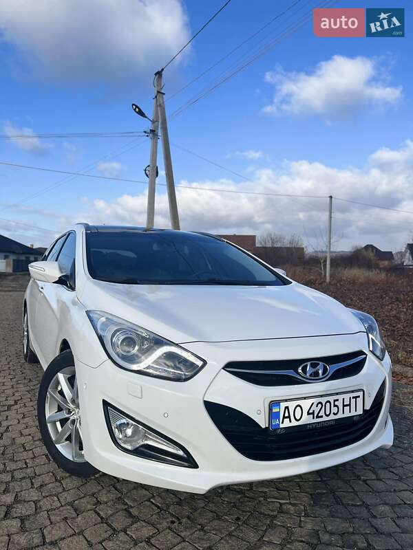 2011 hyundai i40