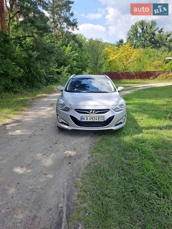 2012 hyundai i40