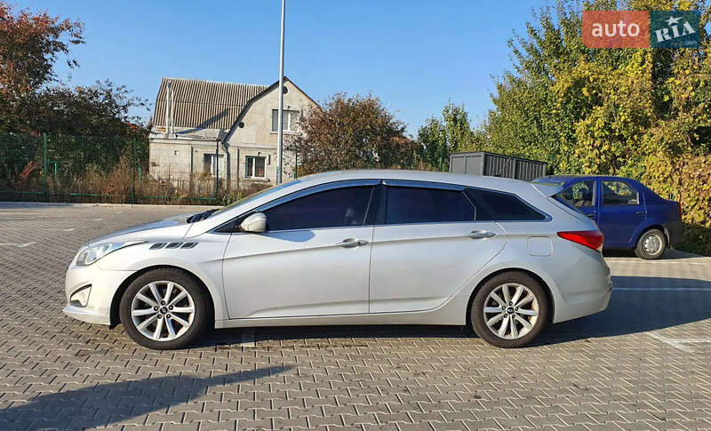 2011 hyundai i40