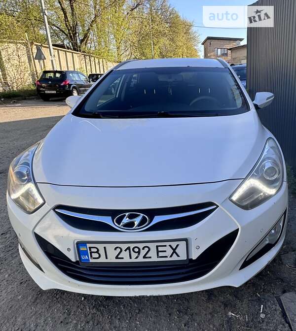 2011 hyundai i40