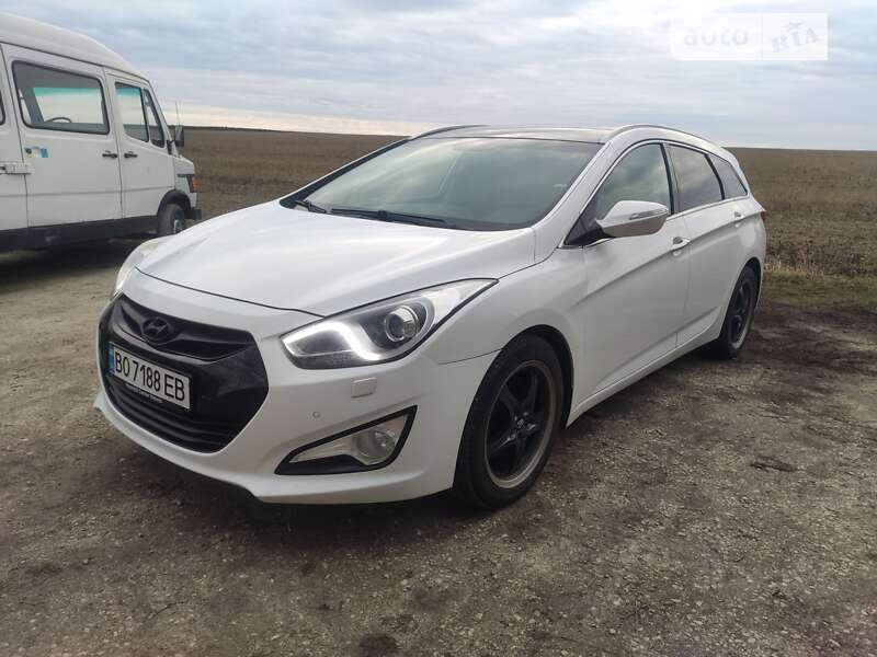 2013 hyundai i40