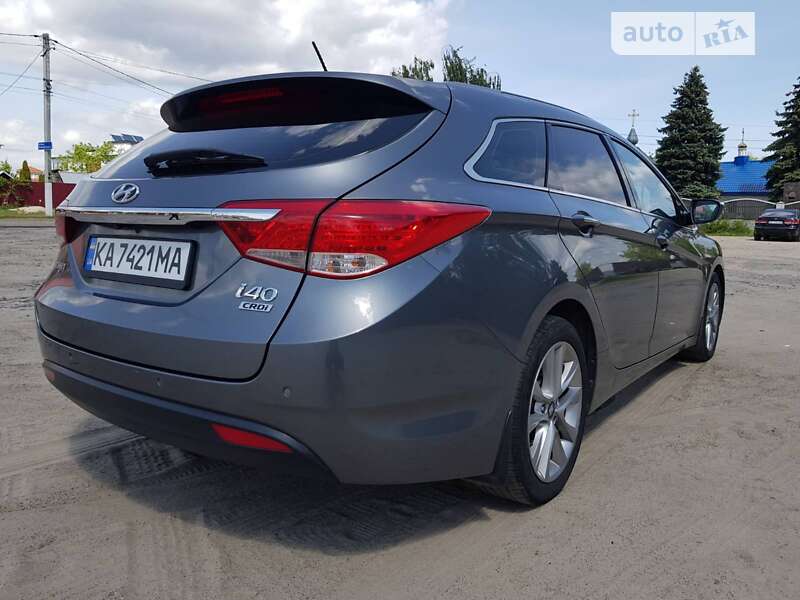 2013 hyundai i40