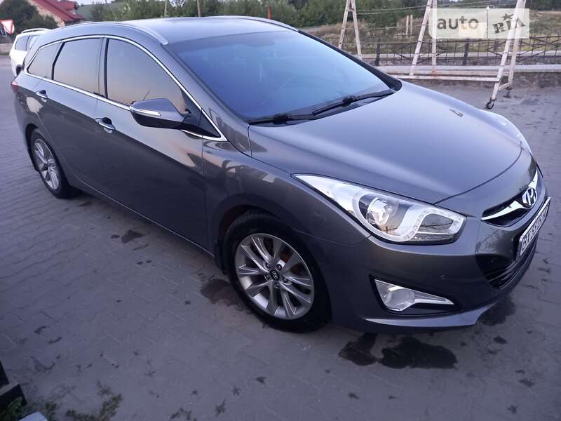 2014 hyundai i40