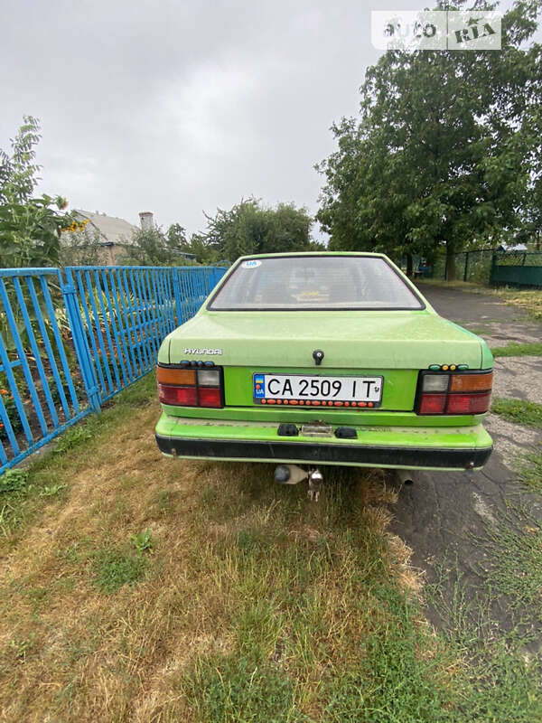 1987 hyundai pony