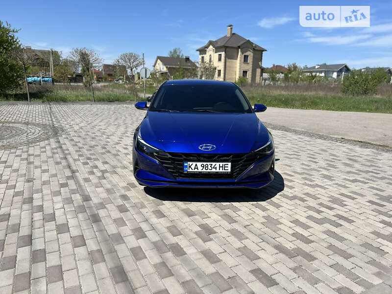 2022 hyundai elantra