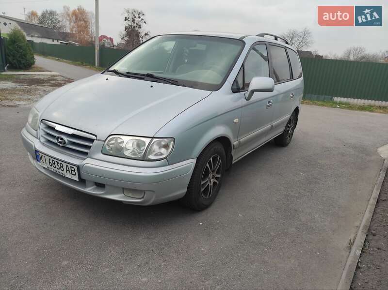 2006 hyundai trajet