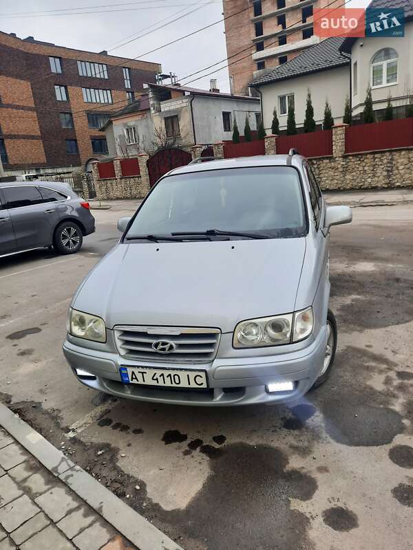 2007 hyundai trajet