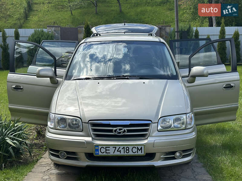 2006 hyundai trajet