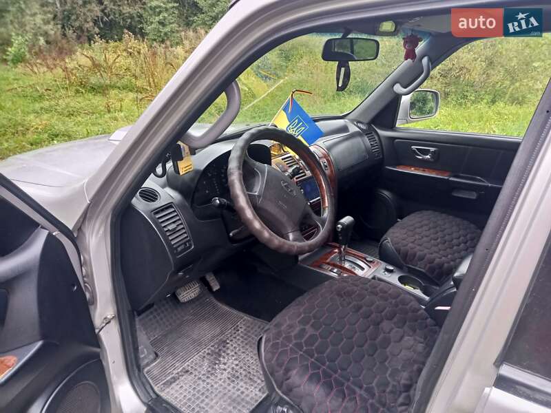 2003 hyundai terracan