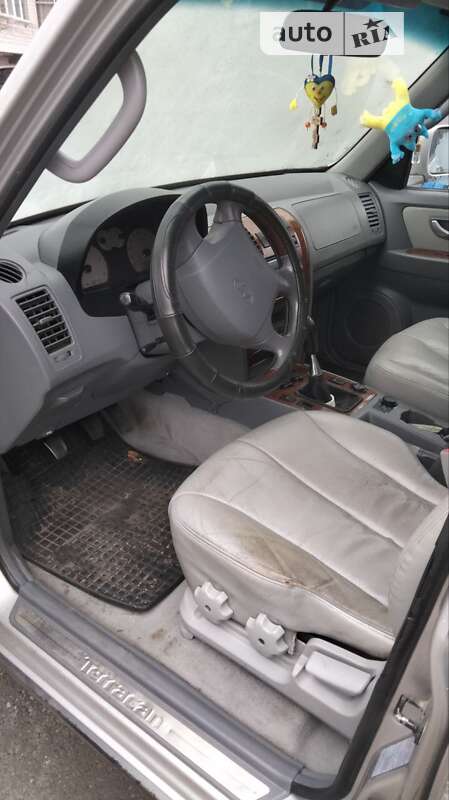 2005 hyundai terracan