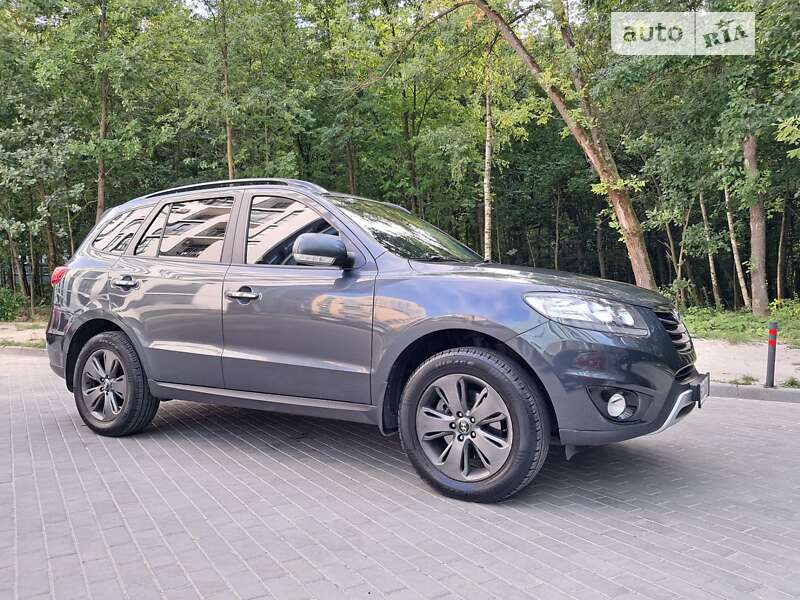 2012 hyundai santa fe