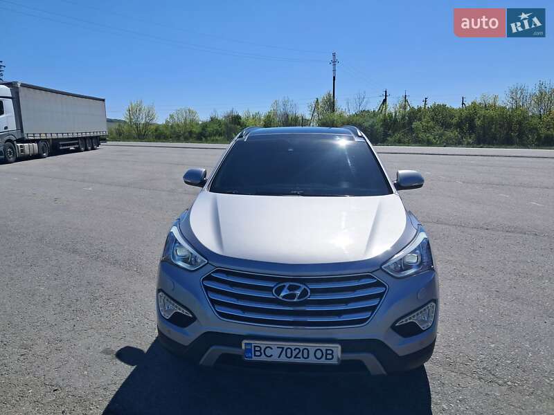 2013 hyundai grand santa fe