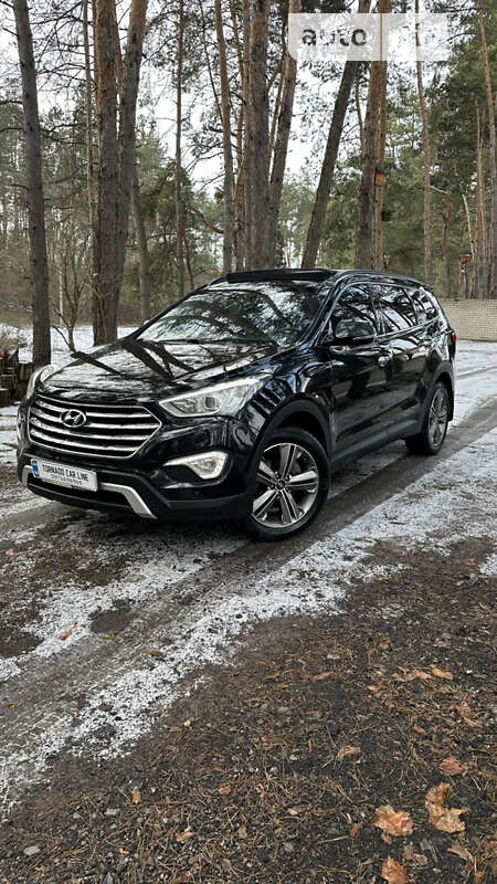2014 hyundai grand santa fe