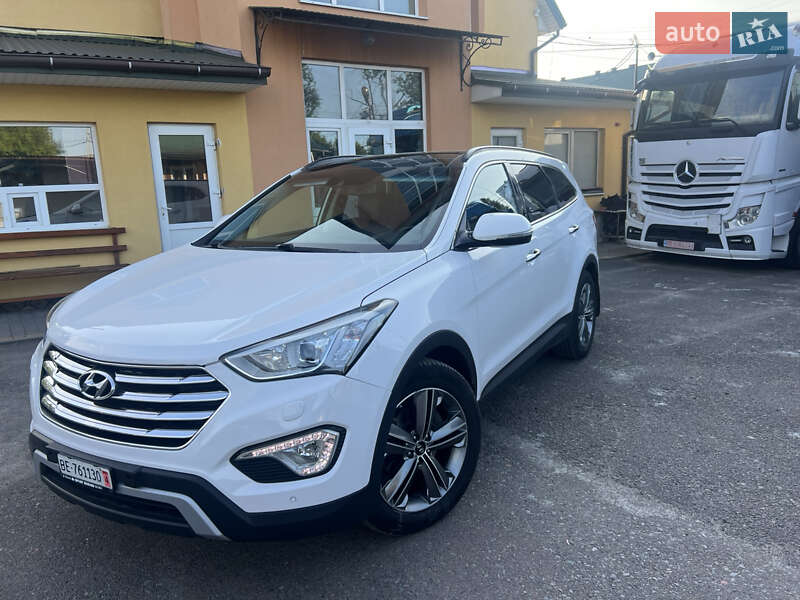 2014 hyundai grand santa fe