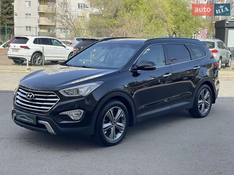 2014 hyundai grand santa fe