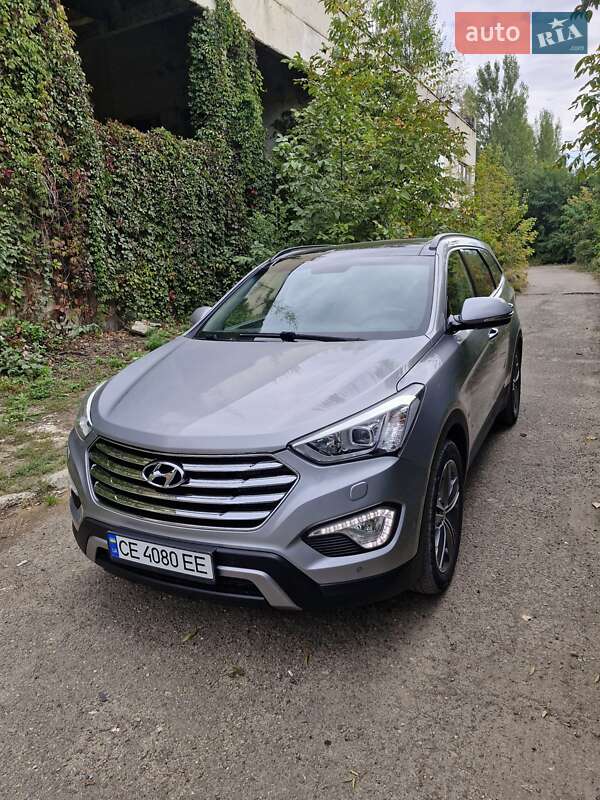 2014 hyundai grand santa fe