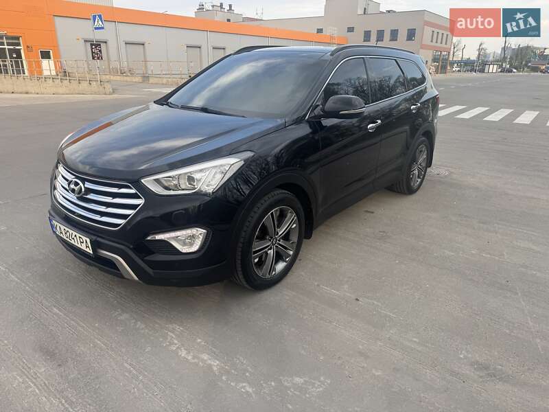 2015 hyundai grand santa fe