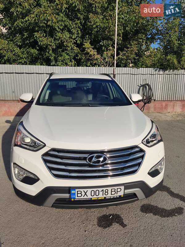 2015 hyundai grand santa fe