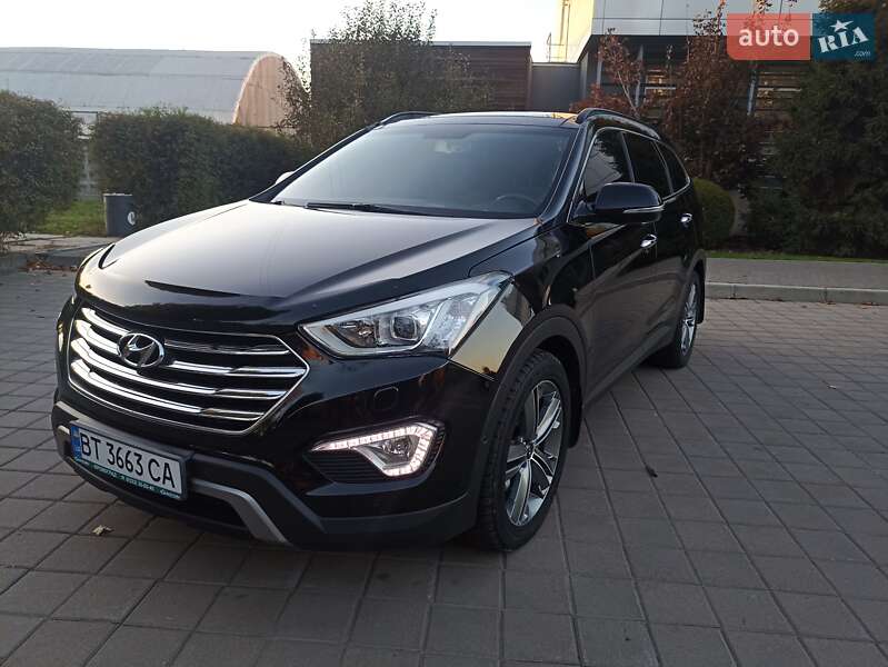 2016 hyundai grand santa fe