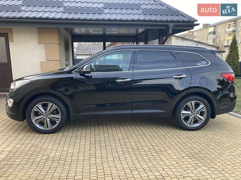 2016 hyundai grand santa fe