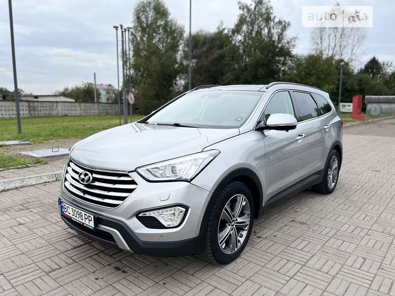 2015 hyundai grand santa fe