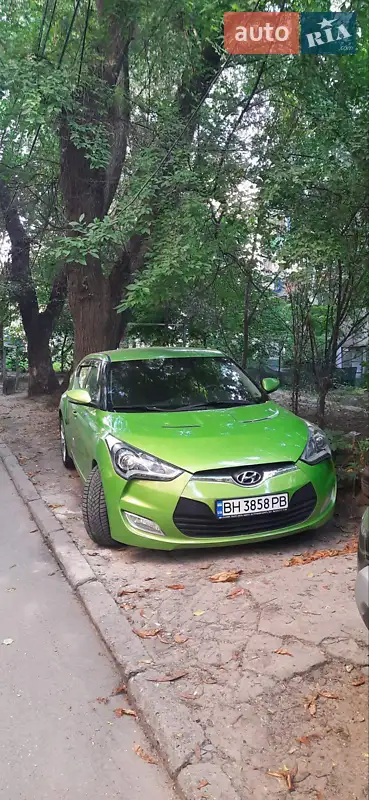 2011 hyundai veloster