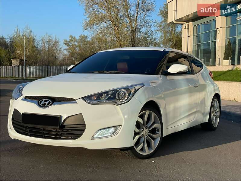 2011 hyundai veloster