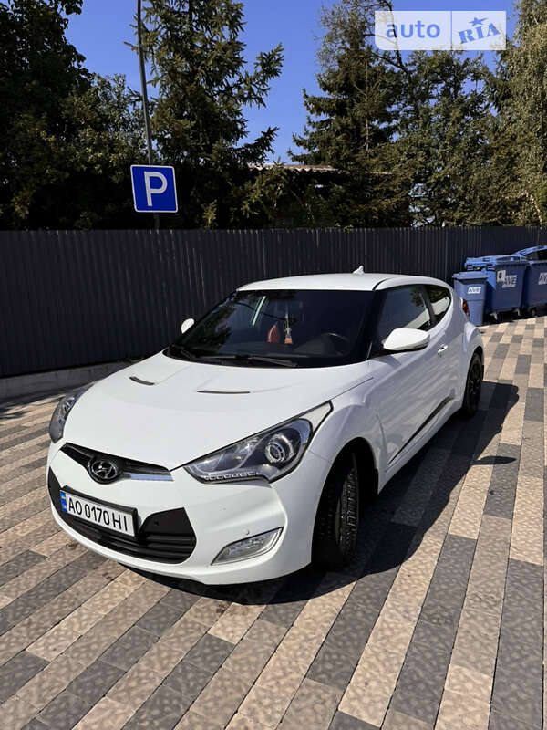 2013 hyundai veloster