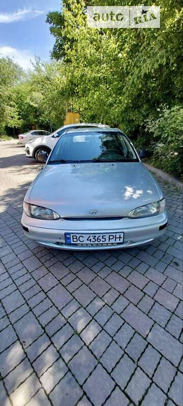 1996 hyundai accent