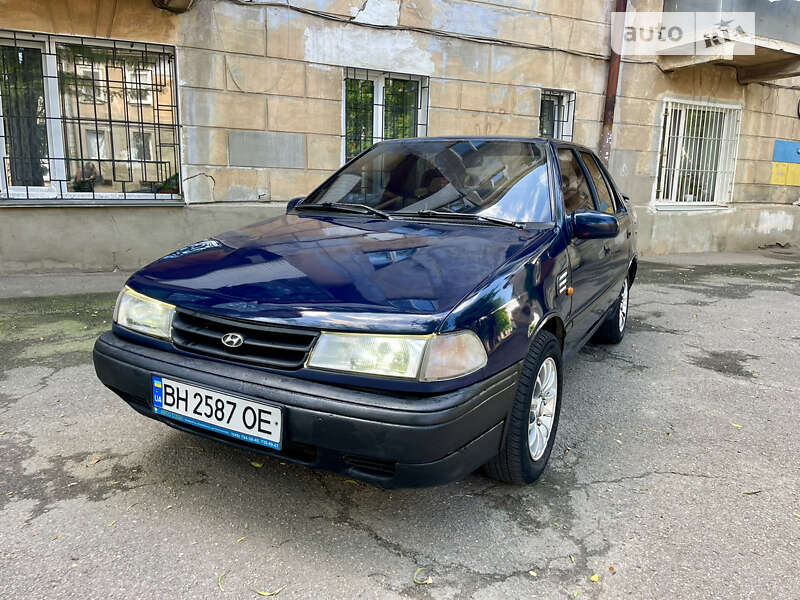1993 hyundai pony