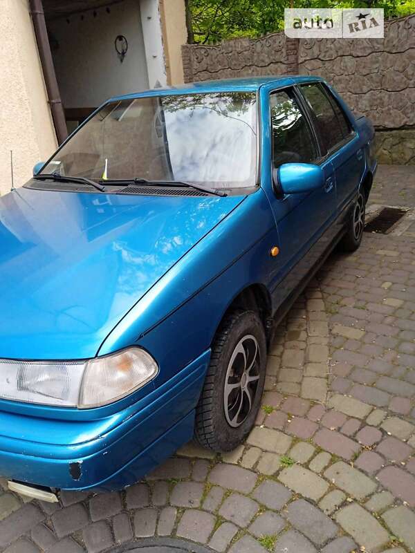 1993 hyundai pony