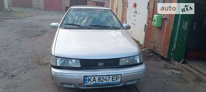 1993 hyundai pony