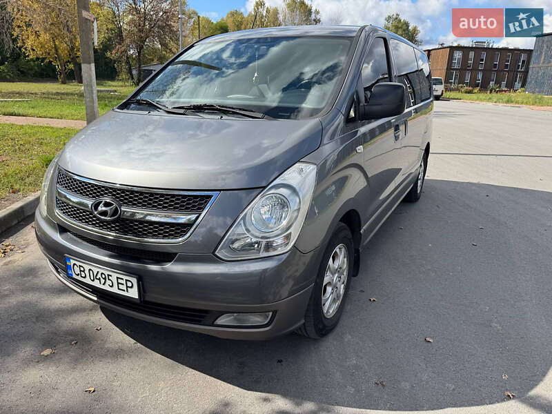 2010 hyundai h-1