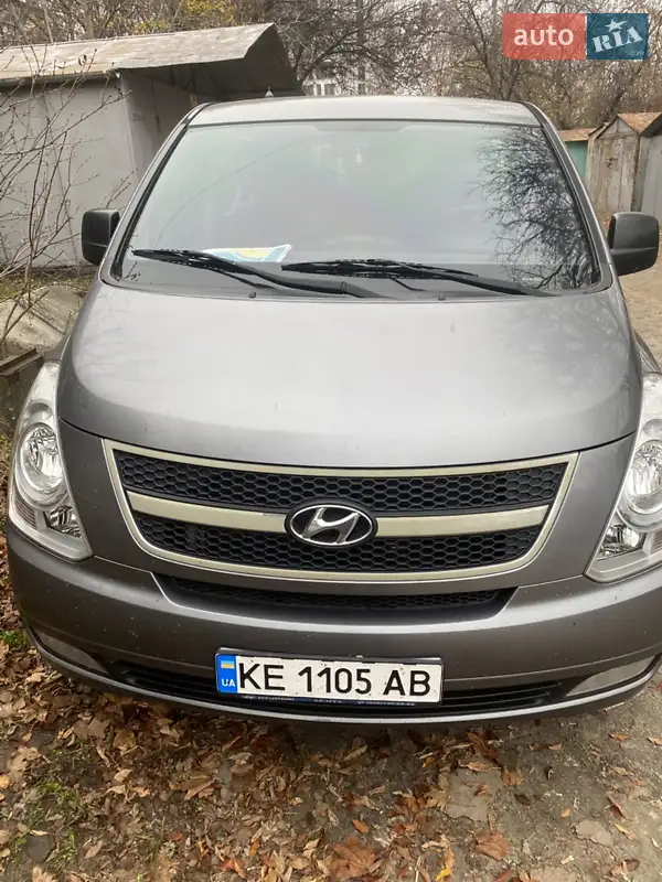 2010 hyundai h1d