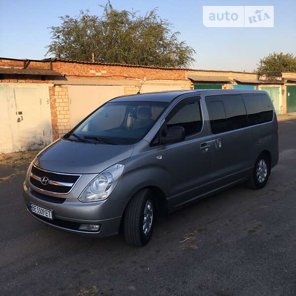 2010 hyundai h-1