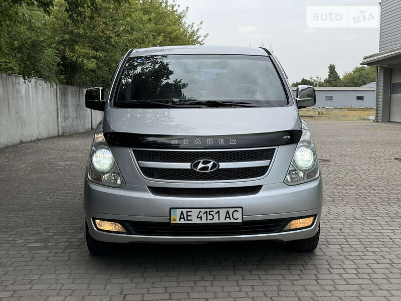 2008 hyundai h-1