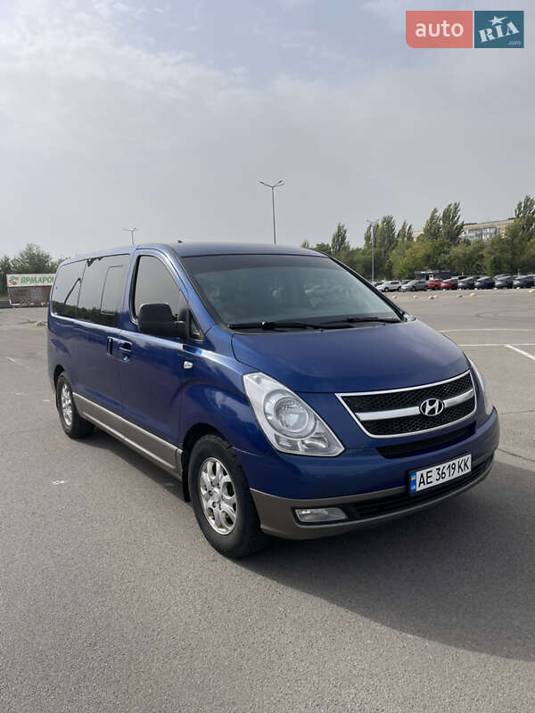 2008 hyundai h-1