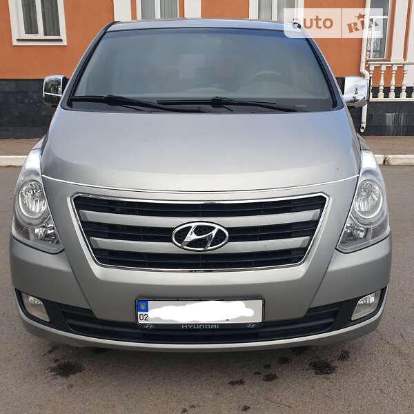 2015 hyundai h-1