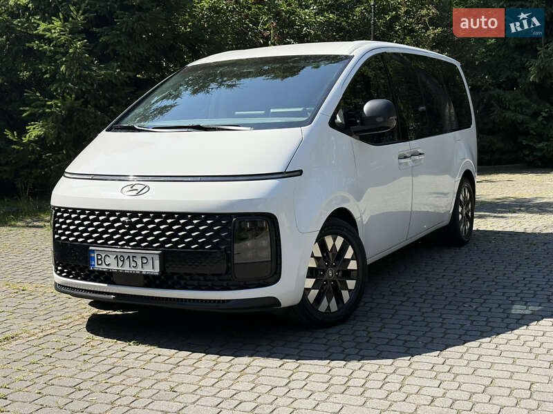 2021 hyundai staria